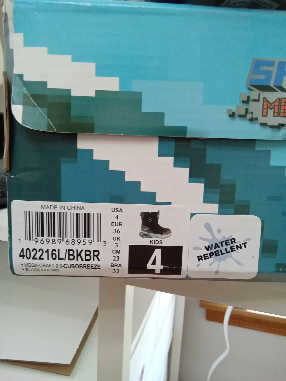 NWT Skechers Mega-Craft 2.0 Minecraft Water Repellent Boots Kids Size 4
